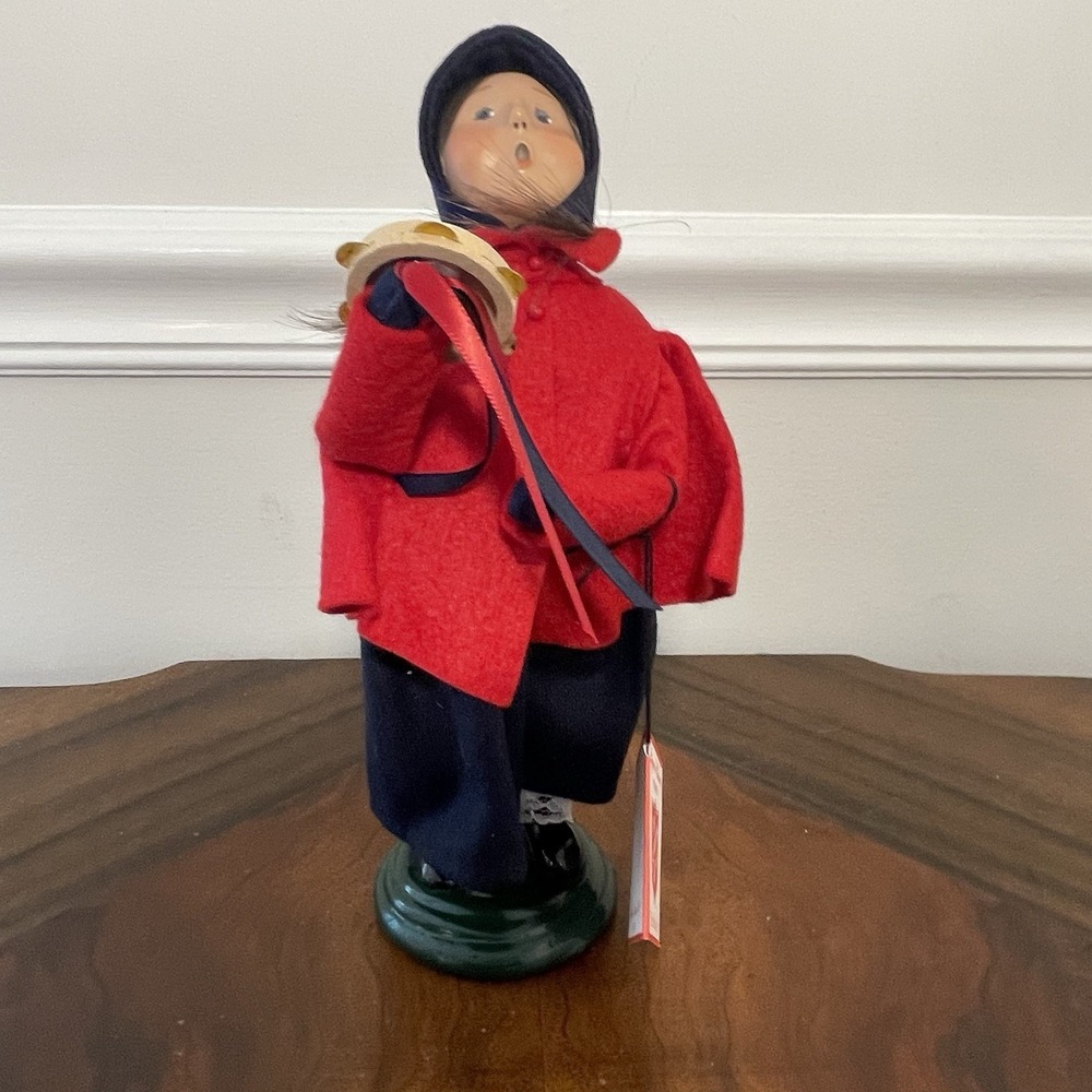BYERS' CHOICE 2000 Salvation Army Girl With Tambourine  - Pre-Owned, with Tag